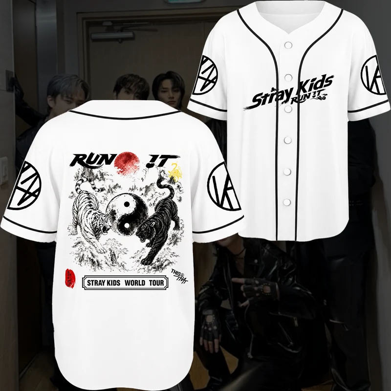 Street Fashion Kpop - 2026 Kpop STRAYKIDS Run It World