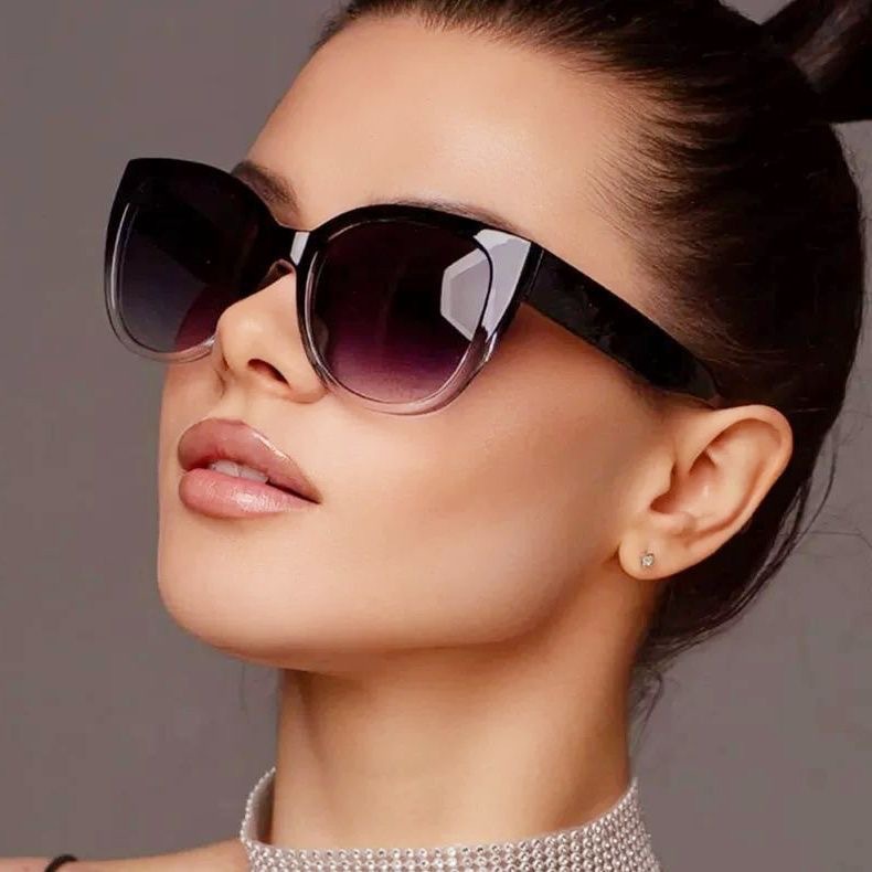 Lunettes de soleil simples Jin - Street Fashion Photoshoot avis et prix