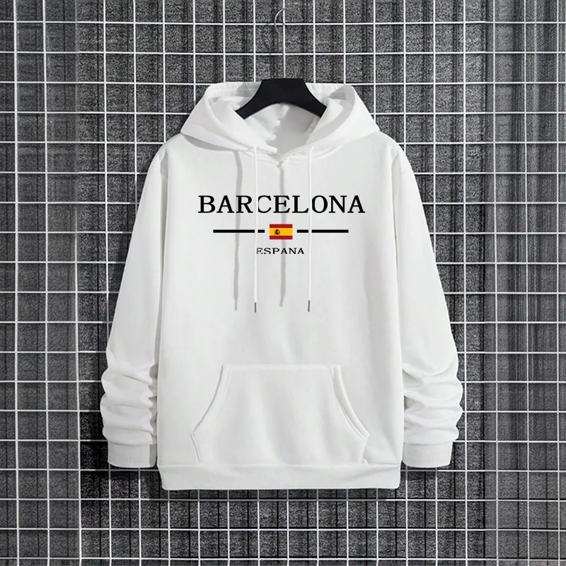 Sweat à capuche tendance pour  - Street Fashion Barcelona avis et prix